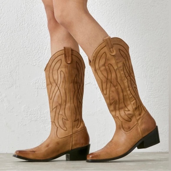 UO Leather Western Boots - Picture 1 of 4
